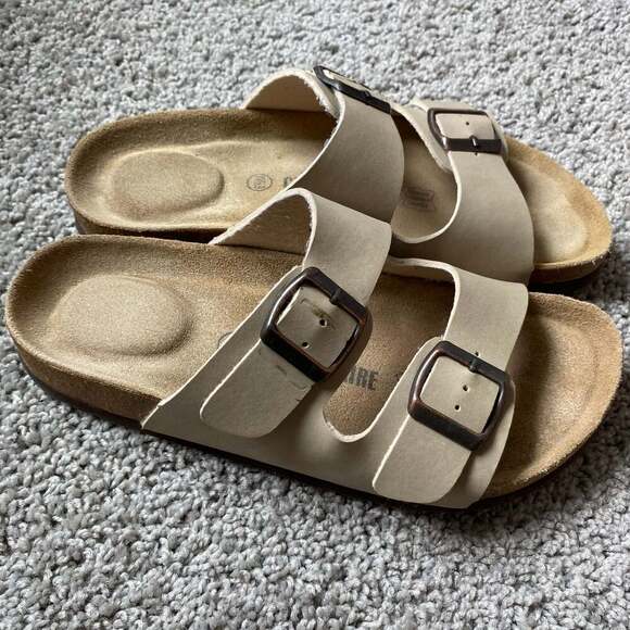 CUSHIONAIRE Women's Lane Cork Footbed Sandals 6.5 - Picture 6 of 7